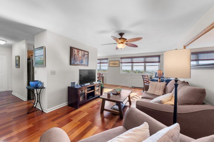 Property Photo:  1225 Kennedy Blvd 10F  NJ 07002 