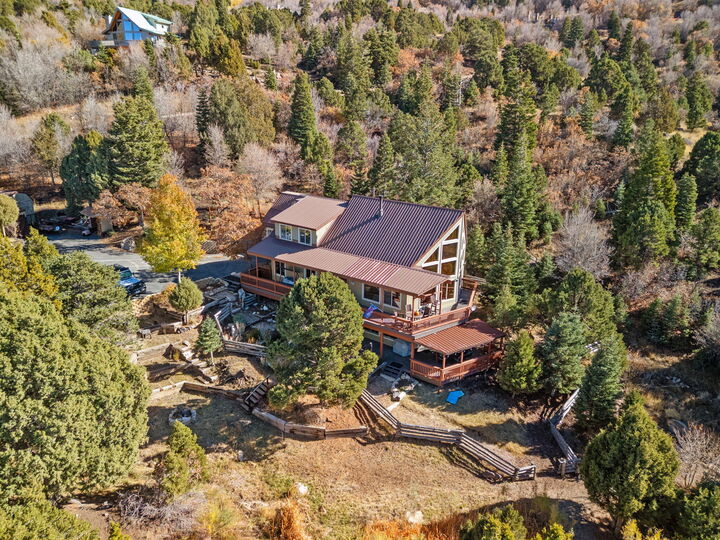 Property Photo: 934 E Cedar Highlands Dr UT 84720