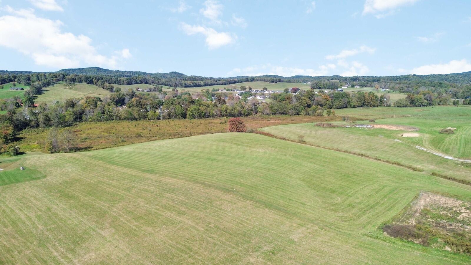 Property Photo:  9999 Rough Creek Road  KY 40744 