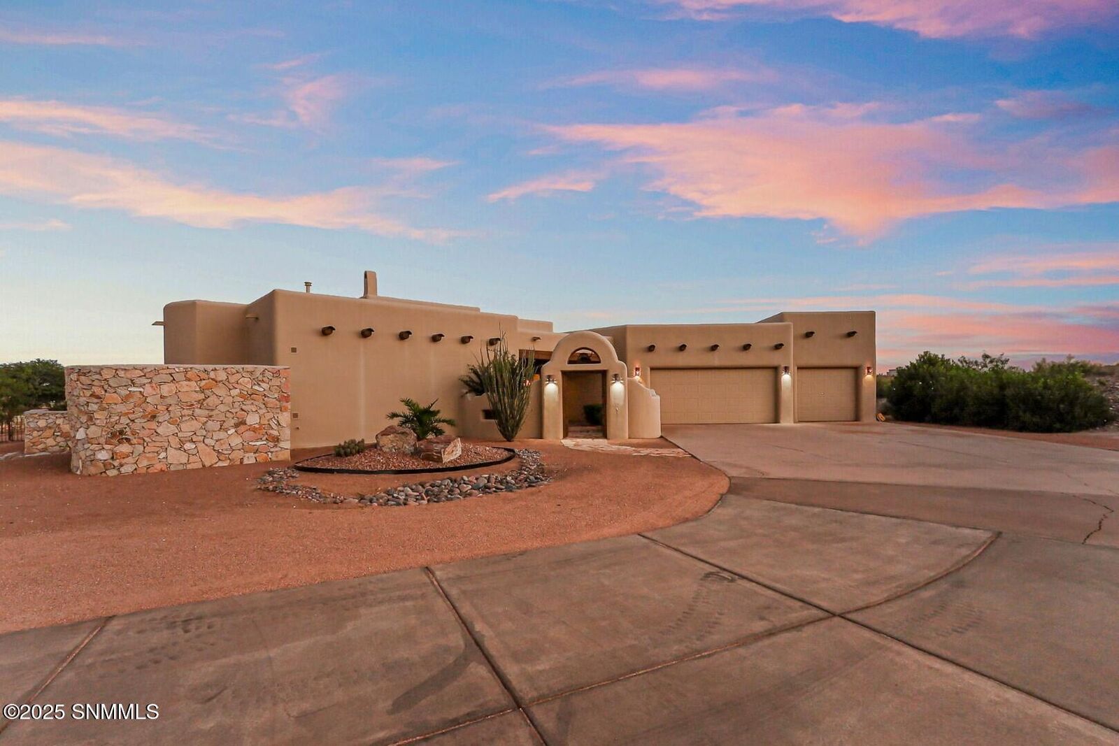 Property Photo:  8060 Constitution Road  NM 88007 
