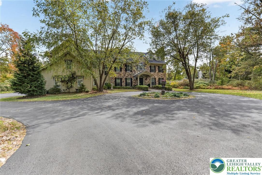 Property Photo: 5765 Valley Stream Drive PA 18902