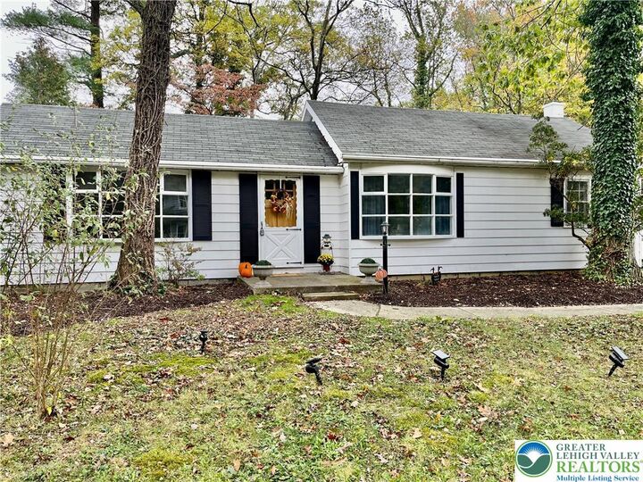 1112 Moser Road  Moore Twp PA 18038 photo