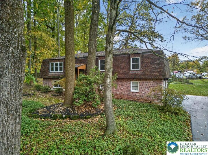 Property Photo:  340 Chestnut Hill Road  PA 18049