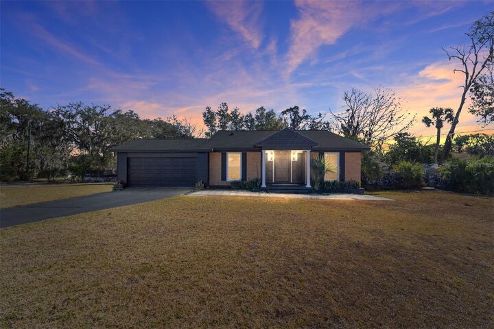 Property Photo: 1829 SE 6th Avenue FL 34471