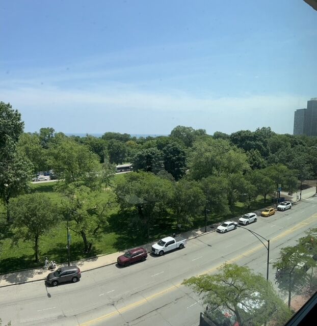 Property Photo: 1850 N Clark Street 708 IL 60614
