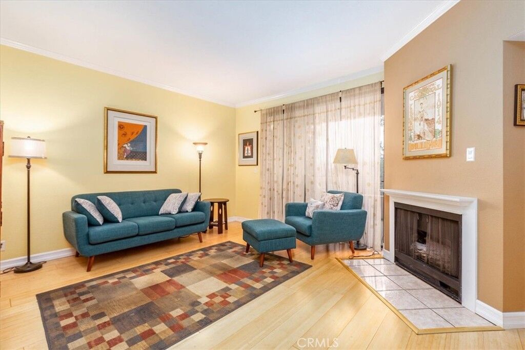 Property Photo: 3913 N North Virginia Road 203 CA 90807