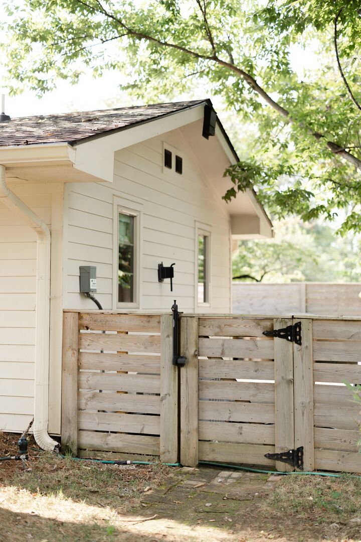 Property Photo: 3318 Dumas Dr TN 37211