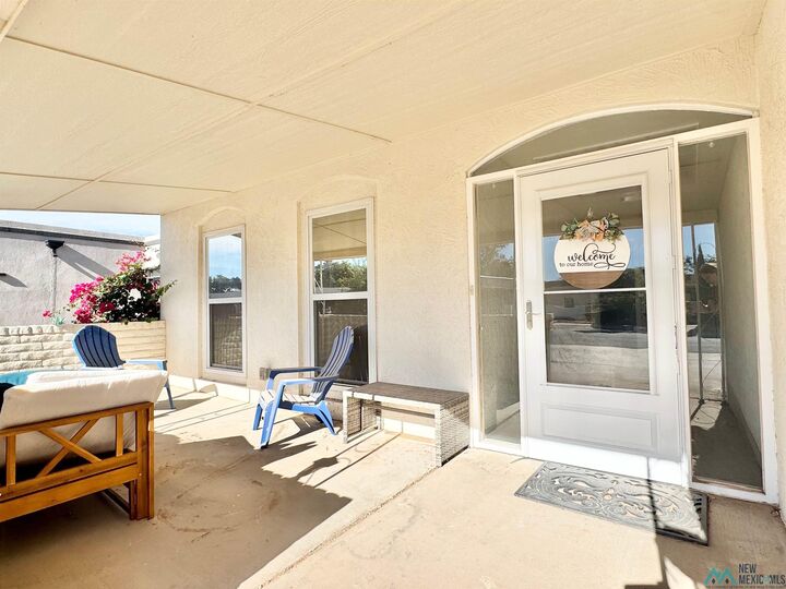 Property Photo:  1711 Live Oak Place  NM 88220