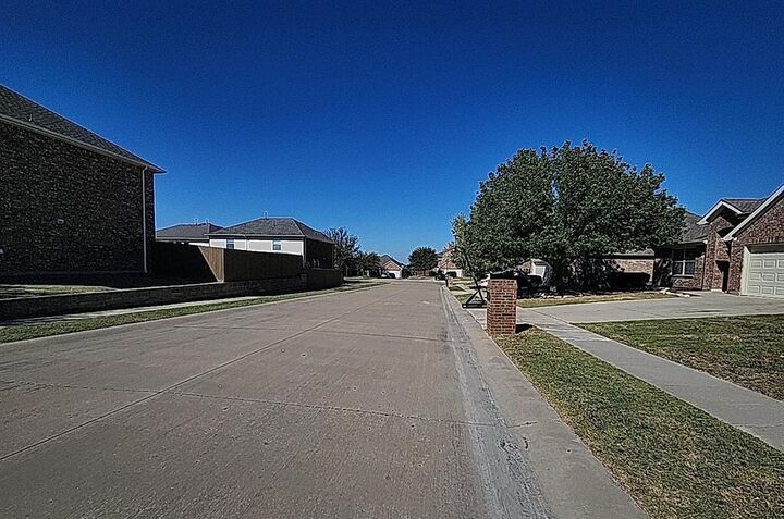 Property Photo: 2808 Morgan Drive TX 75009
