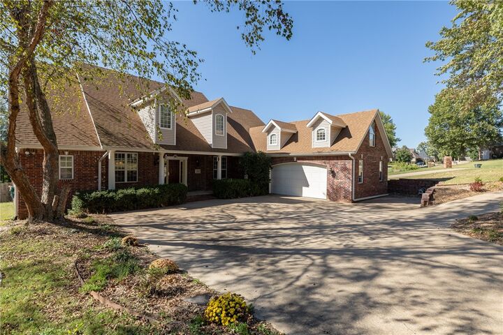 Property Photo:  2865 Dorchester Drive  AR 72703 