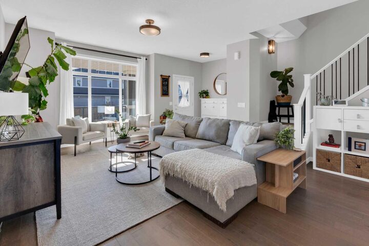 Property Photo: 156 Willow Street AB T4C 0X9