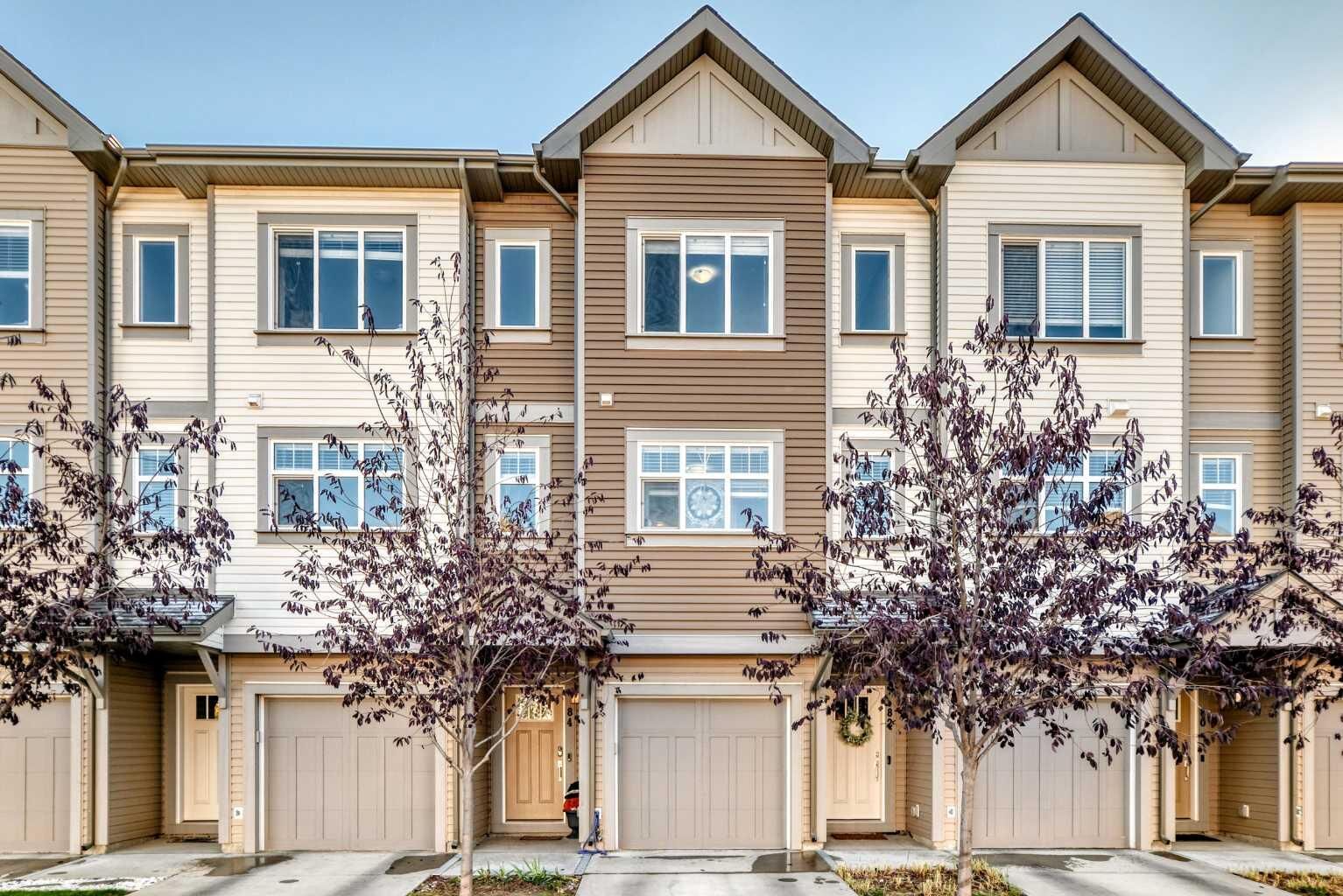 Property Photo: 84 Copperstone Villas SE AB T2Z 5E3