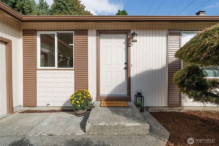 Property Photo: 12244 NE 136th Place WA 98034