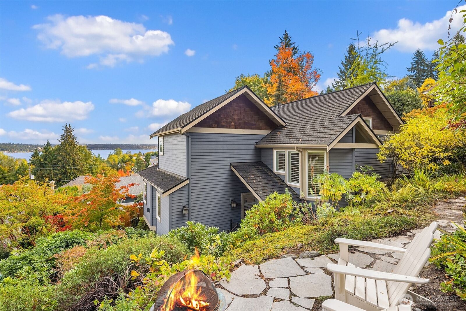 Property Photo: 4411 NE 90th Street WA 98115