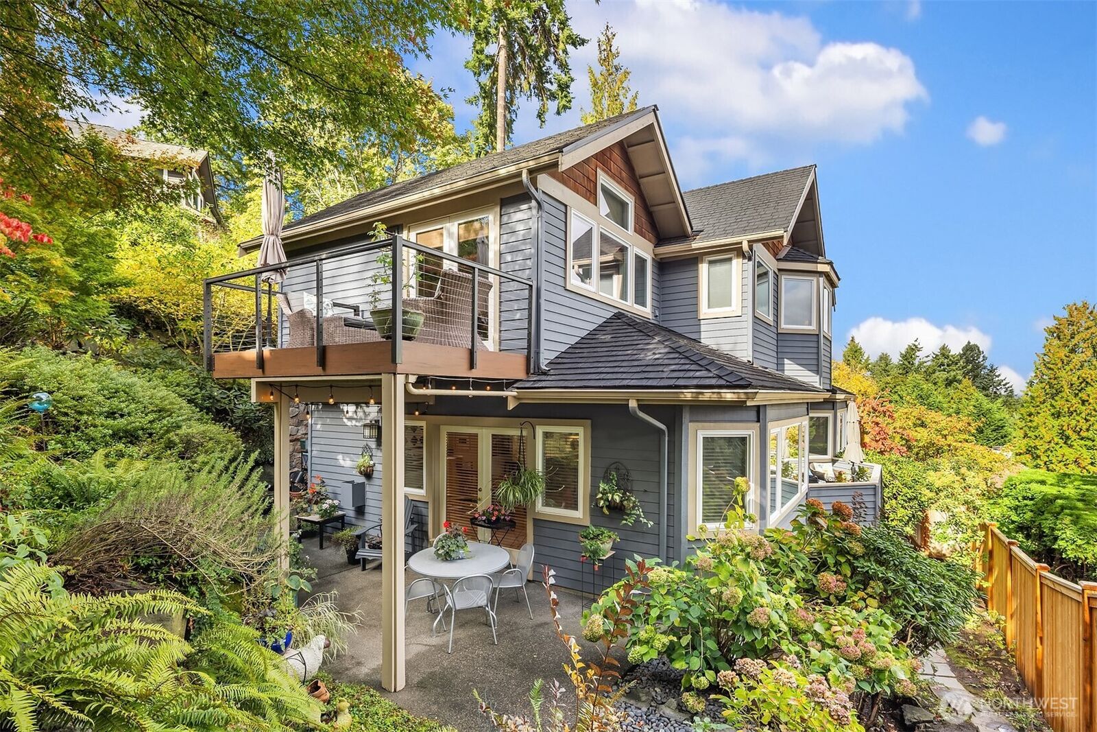 Property Photo: 4411 NE 90th Street WA 98115