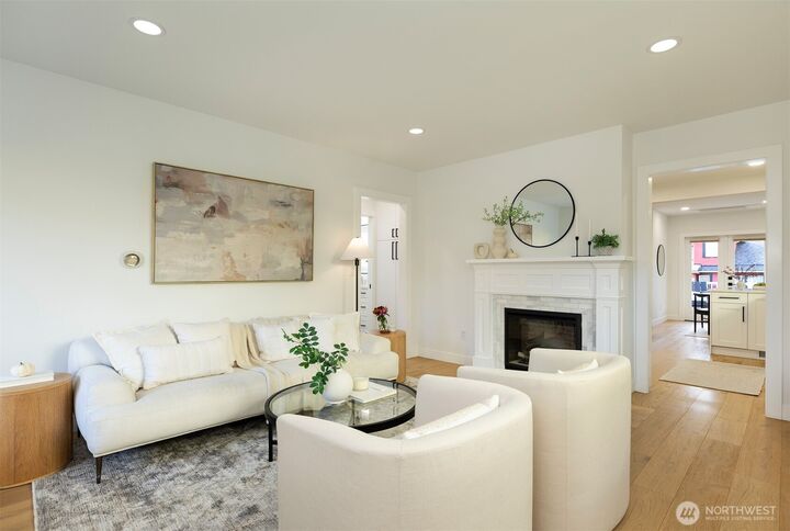 Property Photo: 4747 Thackeray Place NE WA 98105