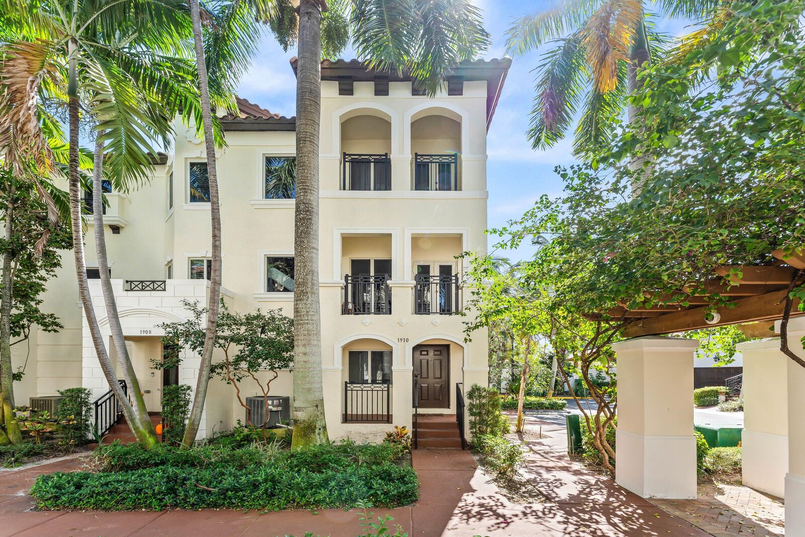 Property Photo: 1910 Coastal Bay Boulevard FL 33435