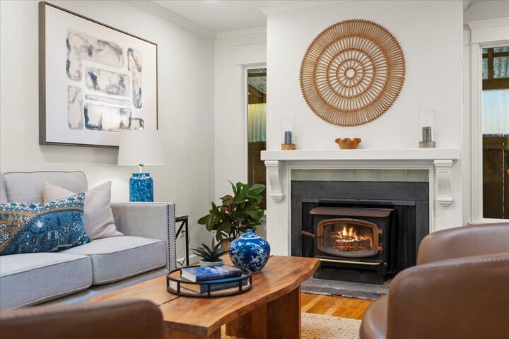 Property Photo:  204 Nathan Court  CA 95073