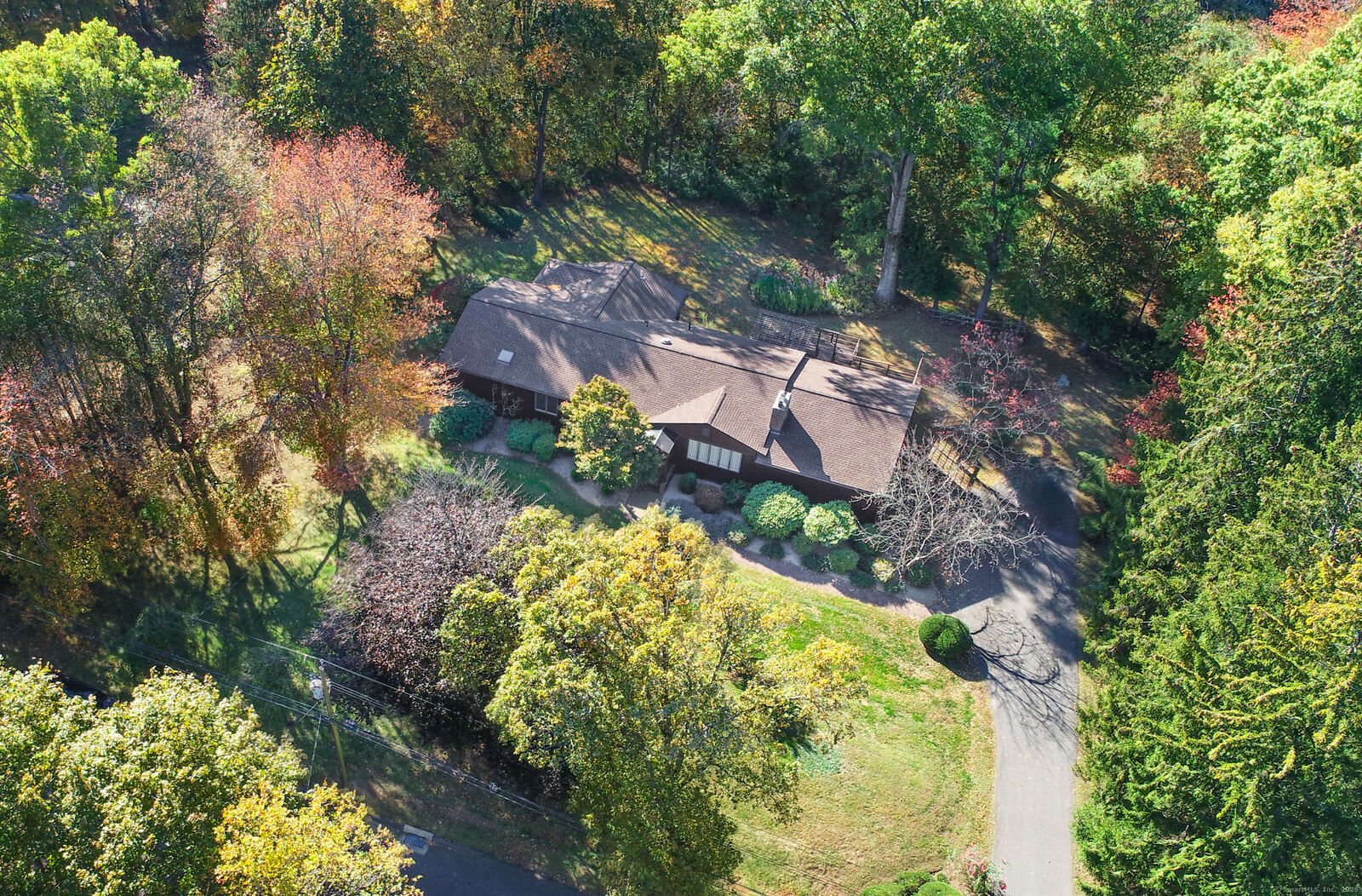 Property Photo: 10 Brookside Drive CT 06525