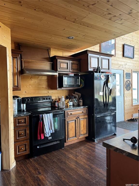 Property Photo: 6 Delaronde Avenue SK S0J 0E0