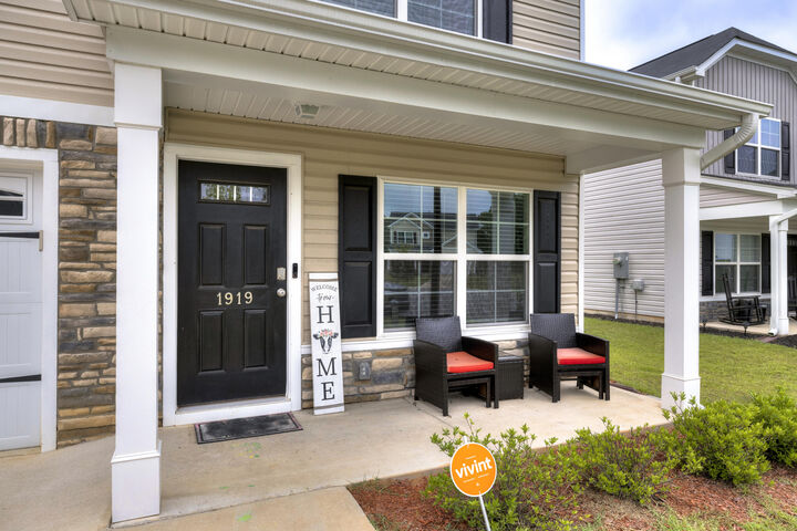 Property Photo: 1919 Barnhart Drive SC 29153