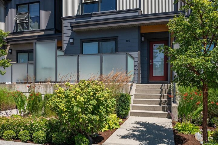 Property Photo:  5240 Dublin Way 102  BC V9T 0H2 