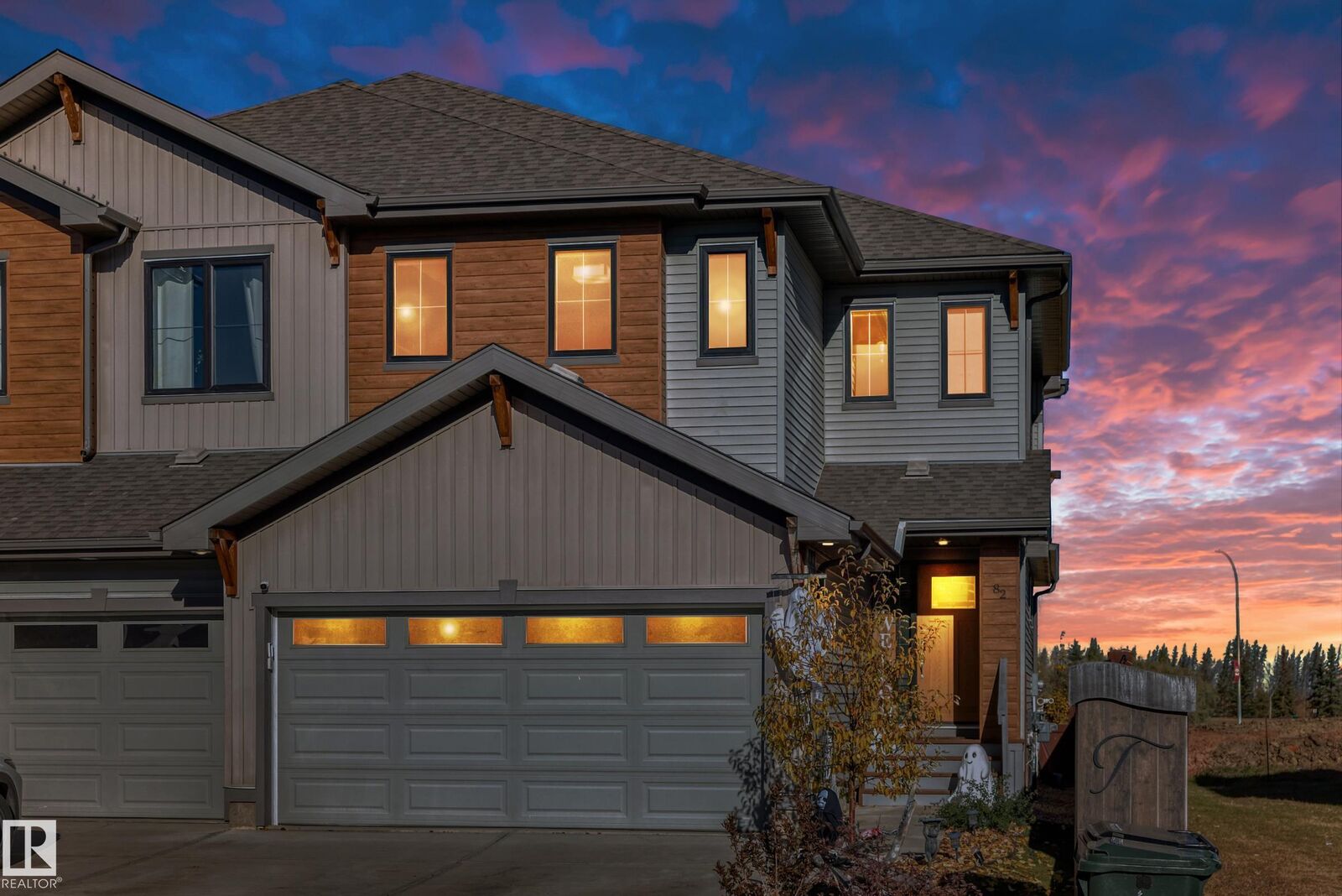 Property Photo:  82 Tribute Common  AB T7X 0W6 