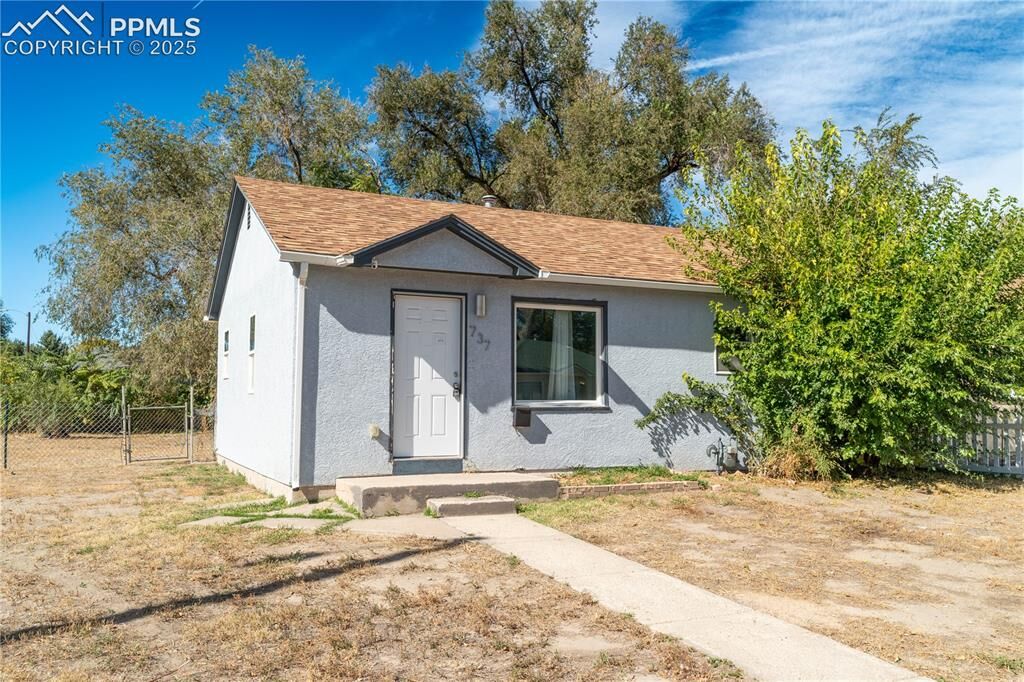 Property Photo: 737 Arlen Avenue CO 81005
