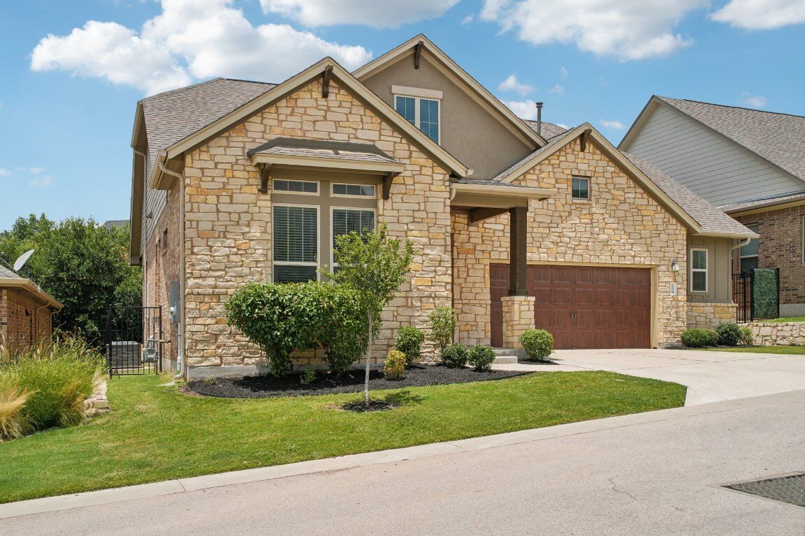 Property Photo: 134 Summer Square Drive TX 78737