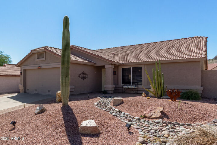 Property Photo:  4632 S Louie Lamour Drive  AZ 85118 