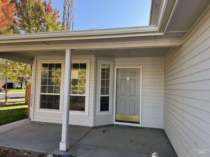 Property Photo:  1921 E Explorer Ct  ID 83686