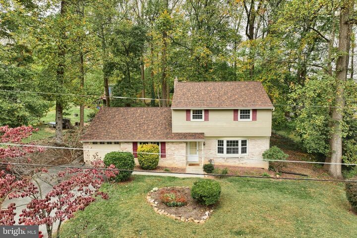 Property Photo:  3142 Briarwood Boulevard  PA 17601