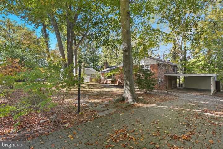 Property Photo:  2904 Swanee Lane  VA 22031