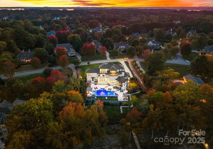 Property Photo: 134 Cape Cod Way NC 28117