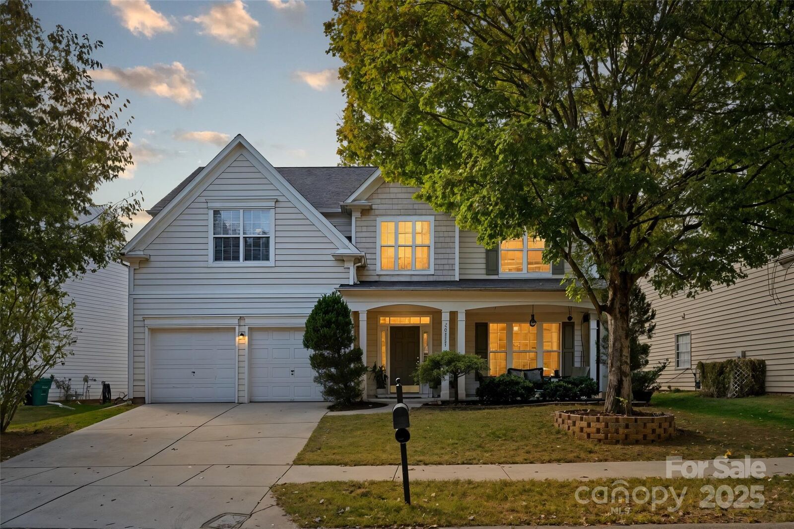 Property Photo:  20127 Beard Street  NC 28031