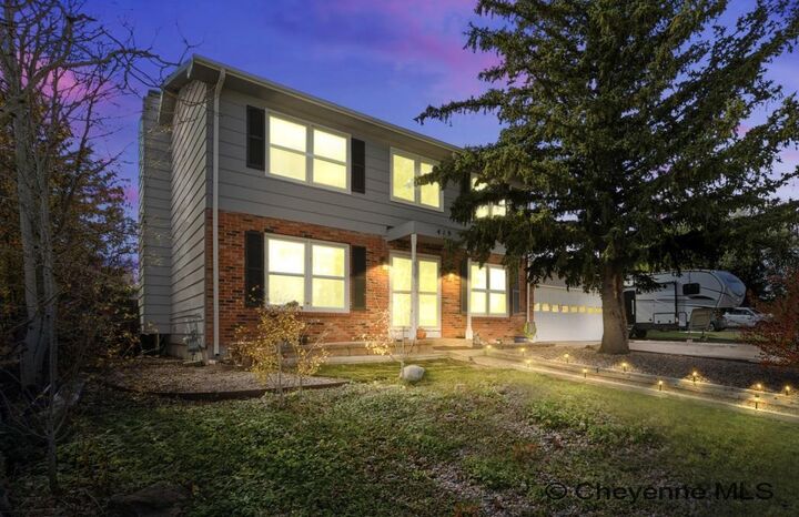 419 Sierra Dr  Cheyenne WY 82009 photo