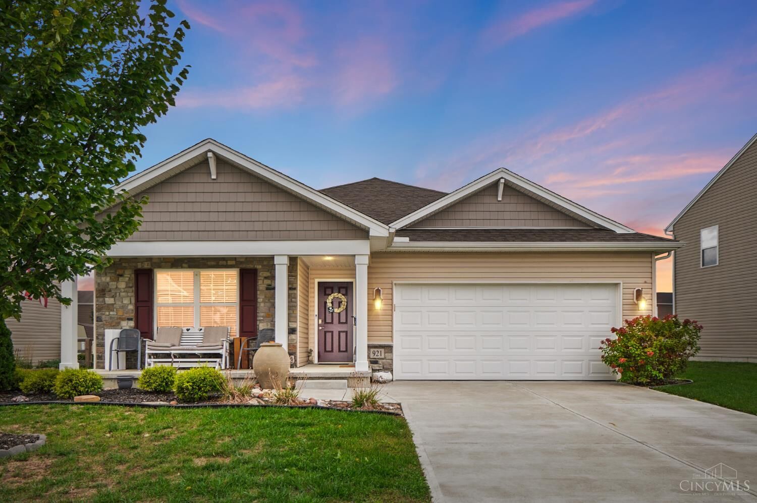 Property Photo: 921 Third St OH 45067