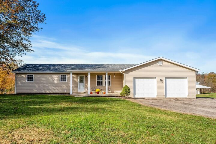 Property Photo: 2088 County Road 206 OH 43334