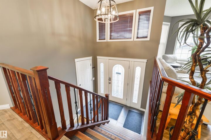 Property Photo:  60 Huntington Crescent  AB T7X 0A9 