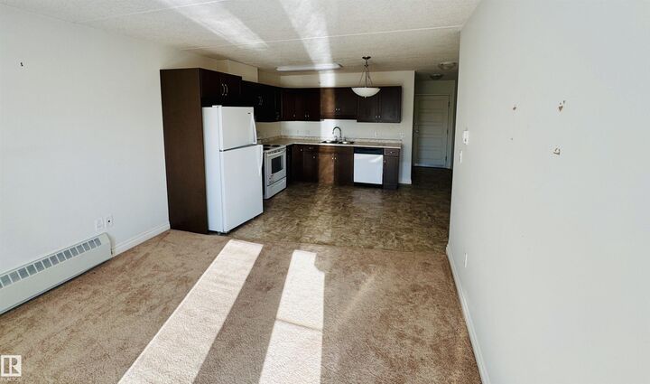 Photo de la propriété:  4614A Lakeshore Drive 302  AB T0A 3A3