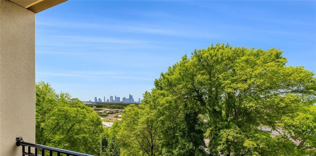 Property Photo:  970 Sidney Marcus Boulevard NE 1301  GA 30324