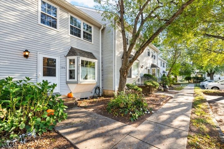 Property Photo:  106 Franklin Ct  NJ 08822