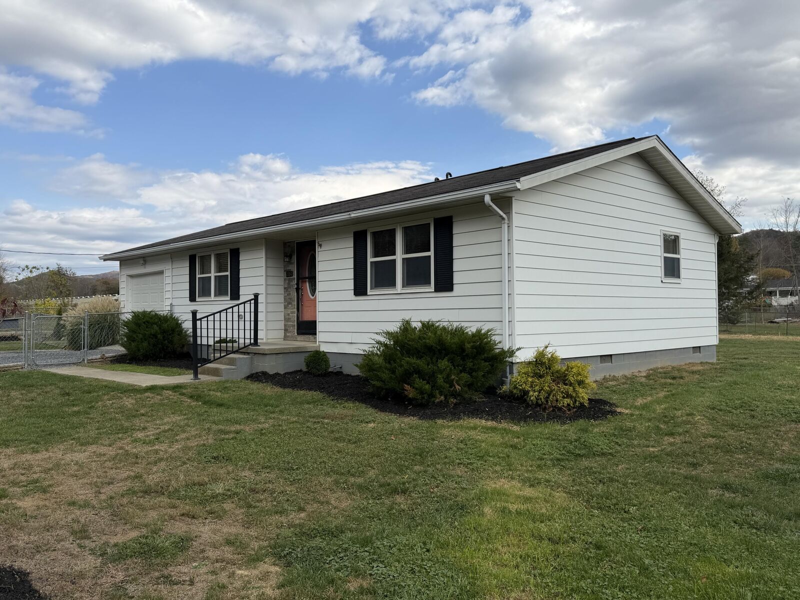 Property Photo:  200 Forren Ln  WV 24986