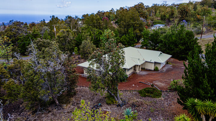 Property Photo:  92-1800 Keaka Pkwy  HI 96737