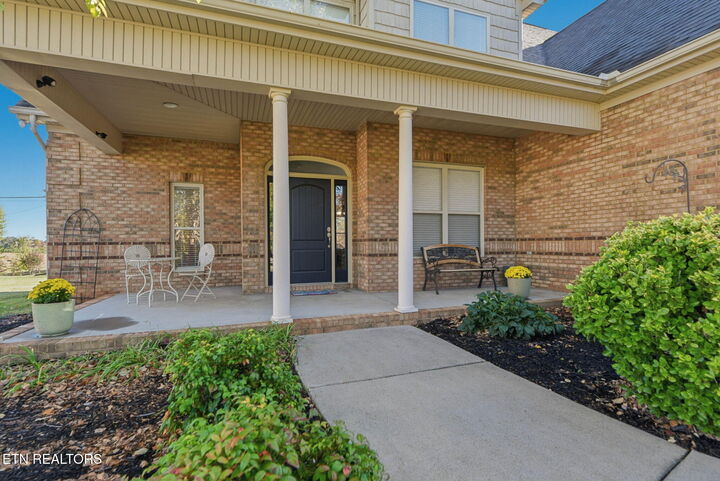 Property Photo: 1628 Loch Leigh Way TN 37801
