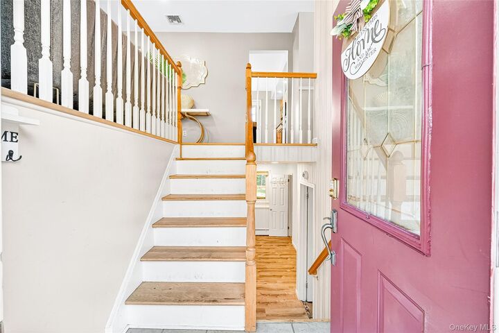 Property Photo:  9 Ann Avenue  NY 10980