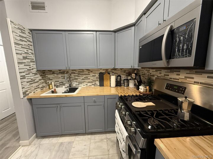 Property Photo: 523 E 156th Street 65A NY 10455