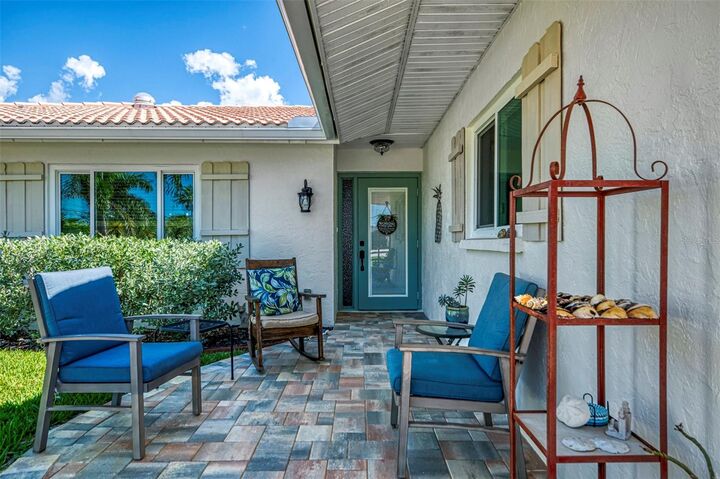 Property Photo:  829 Harbor Drive S  FL 34285