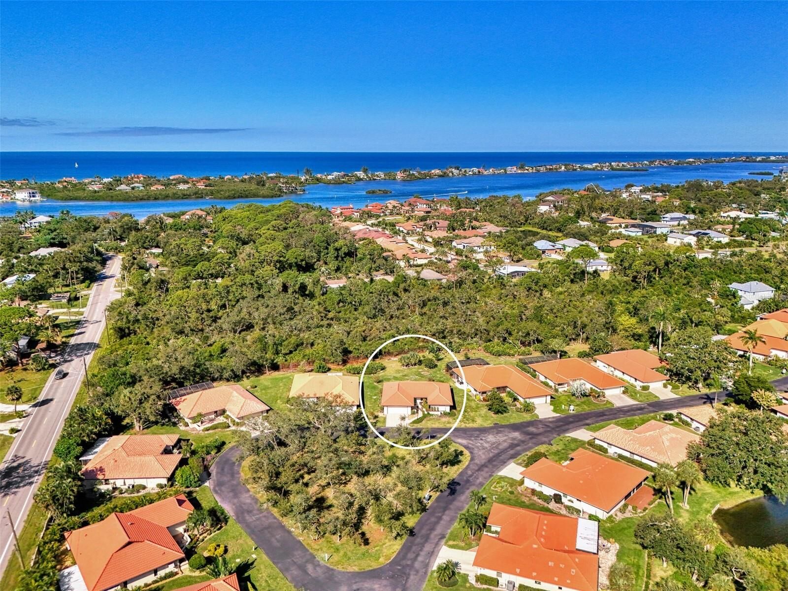 Property Photo:  218 Laurel Hollow Drive 10  FL 34275 