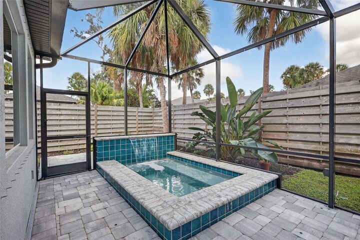 Property Photo:  2123 Sylvan Lea Drive  FL 34240